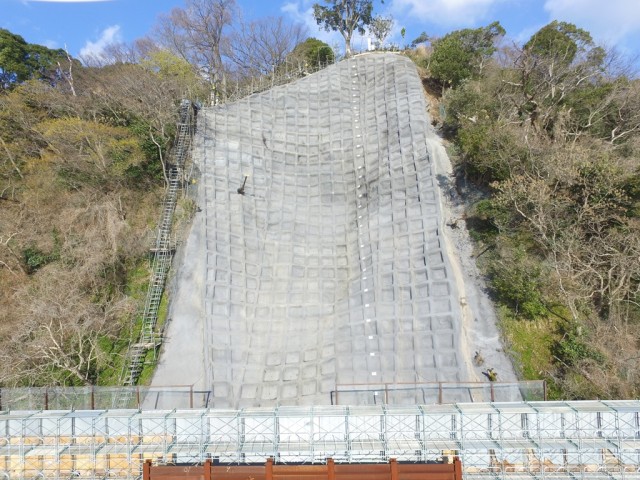 長大斜面-静岡県熱海市.jpg