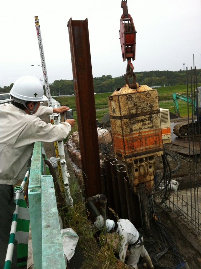 写真-①：本庄橋工区橋梁下部工(A-2)工事